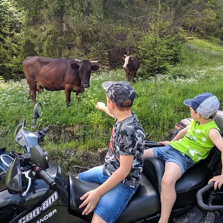 Lodge Zatishok Bilya Richky Pilipets