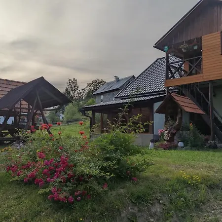 Lodge Zatishok Bilya Richky