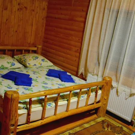 Zatishok Bilya Richky Lodge *