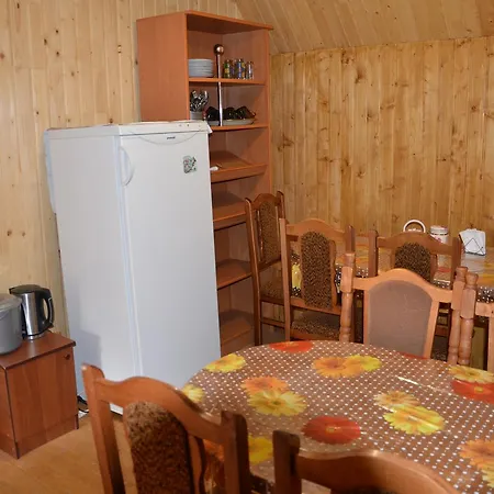 Zatishok Bilya Richky Lodge Pilipets