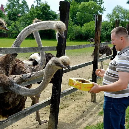 Zatishok Bilya Richky Lodge Pilipets