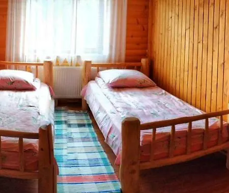 Zatishok Bilya Richky * Pilipets