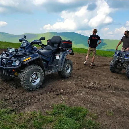 Zatishok Bilya Richky * Pilipets