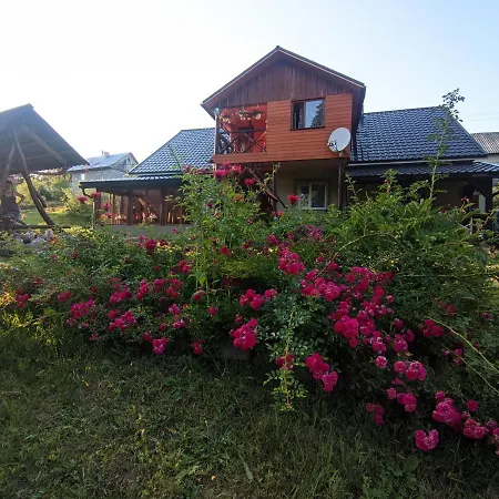 Zatishok Bilya Richky Lodge Pilipets