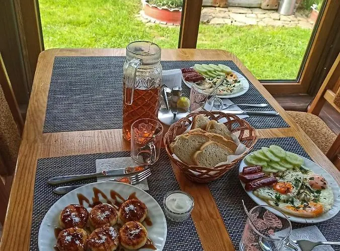 Zatishok Bilya Richky Lodge